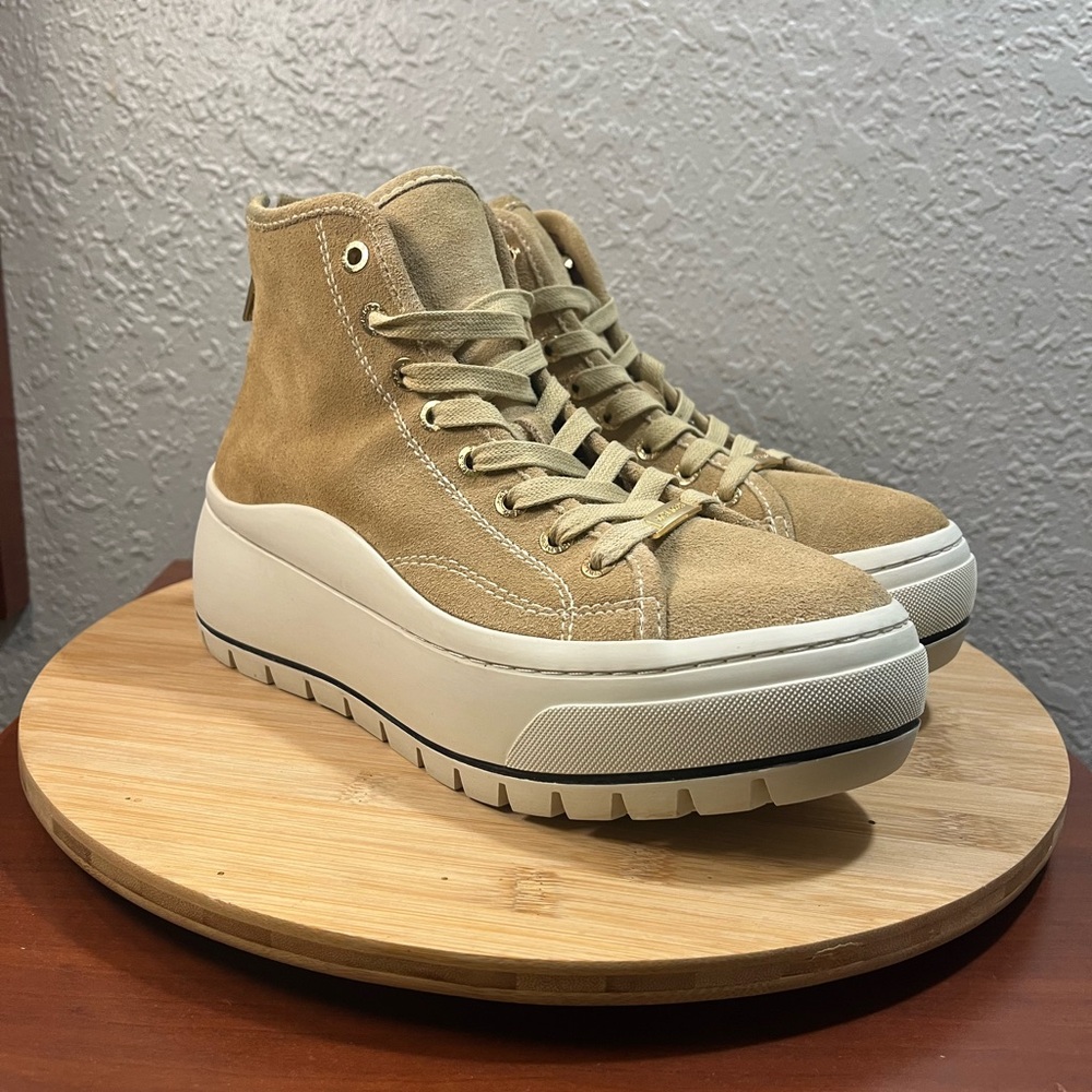 🔥 J/SLIDES GRACIE TAN BEIGE LACE-UP PLATFORM SNEAKERS WOMENS SIZE 7M - Picture 1 of 10